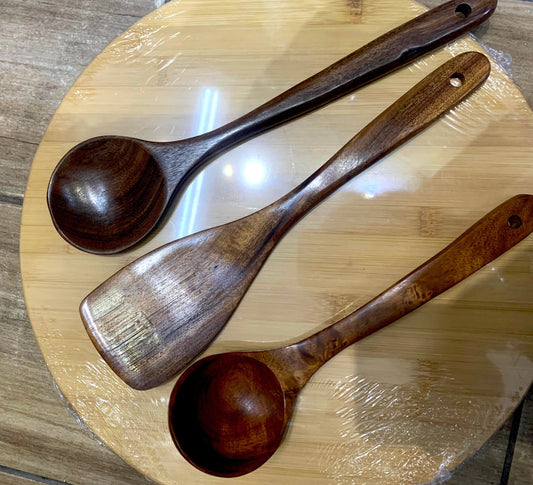 The Acacia Spoon Set